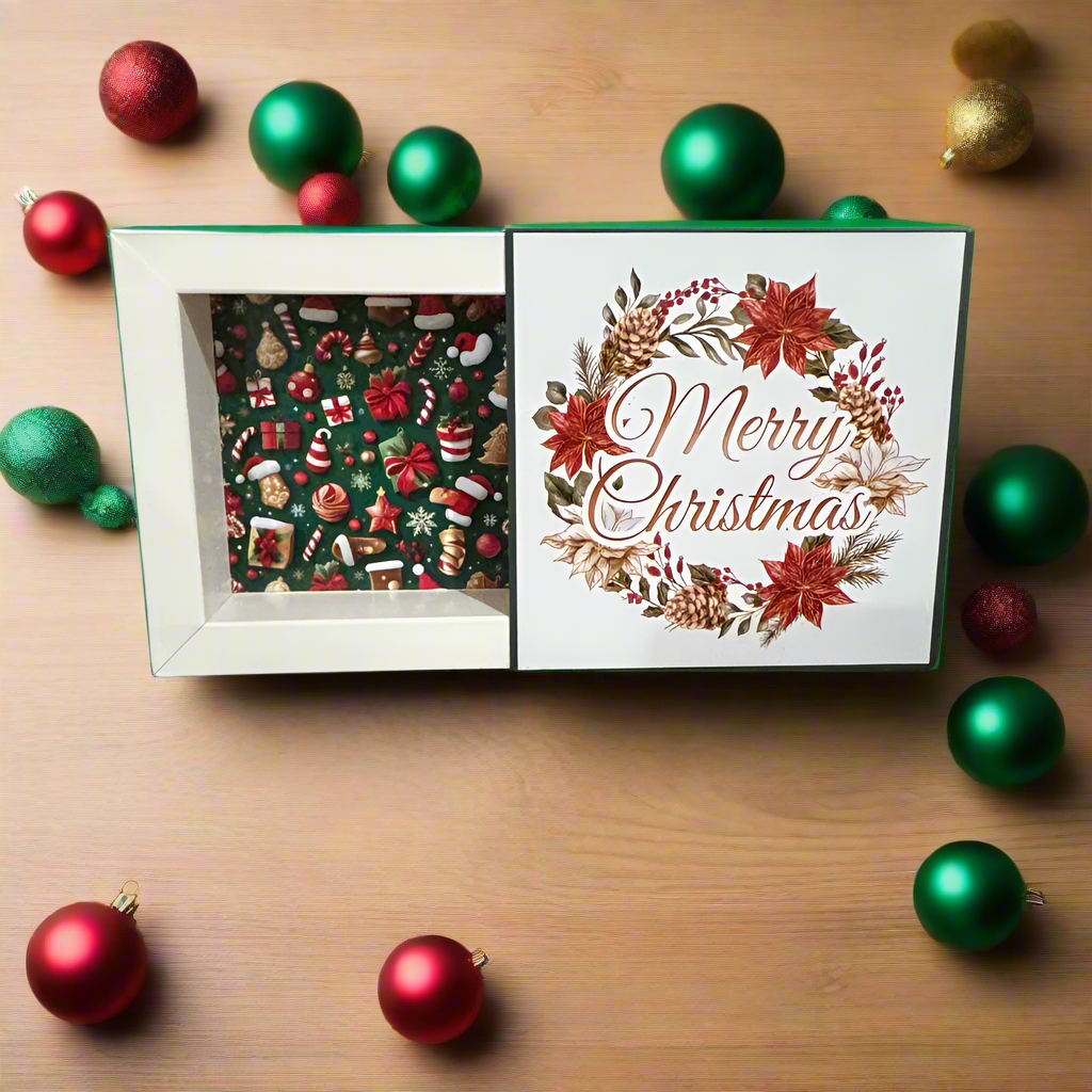 Tres Beau Green Merry Christmas Box